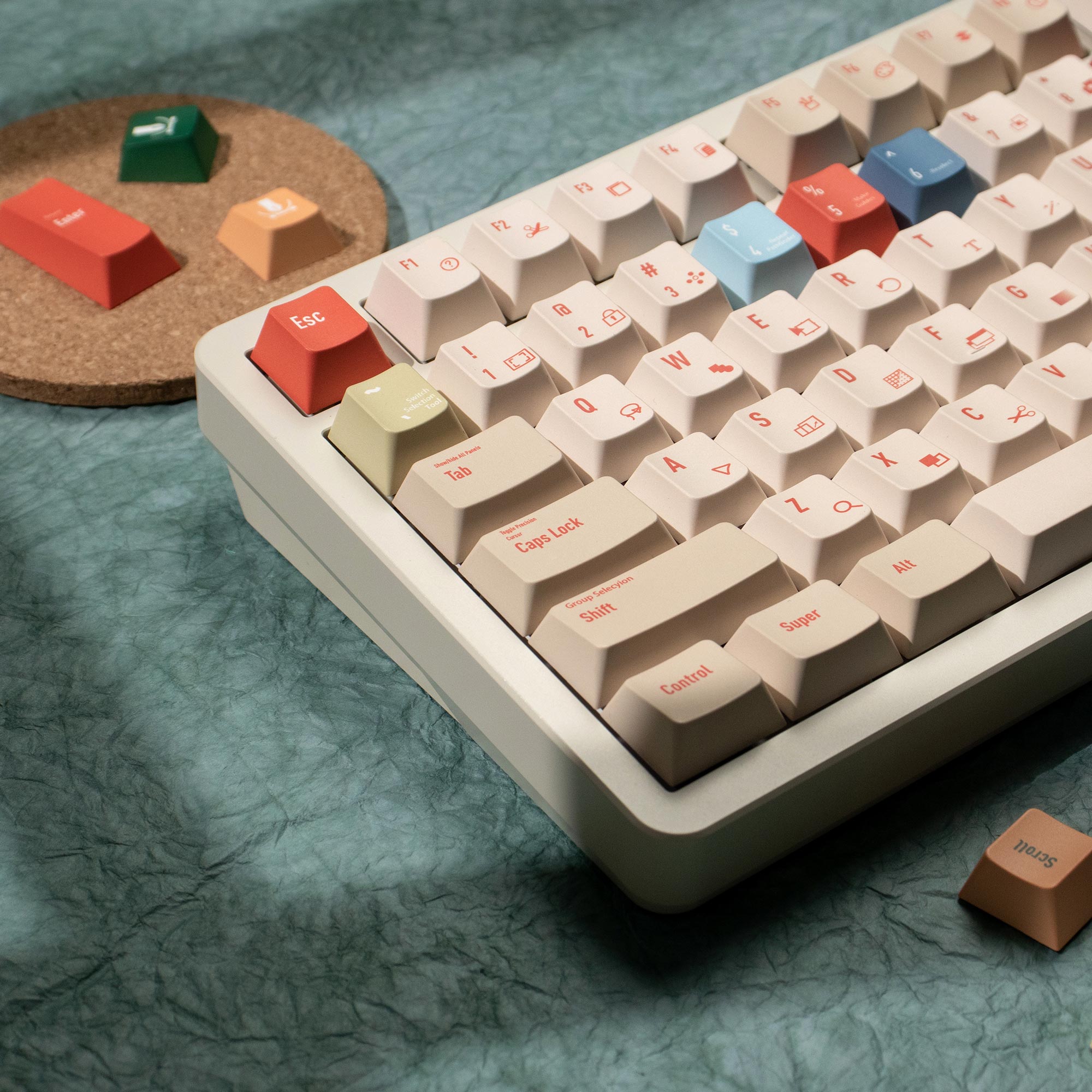 أغطية مفاتيح Illustrator Keyca - مراجعة Gaming Accessories Aesthetic وسعره